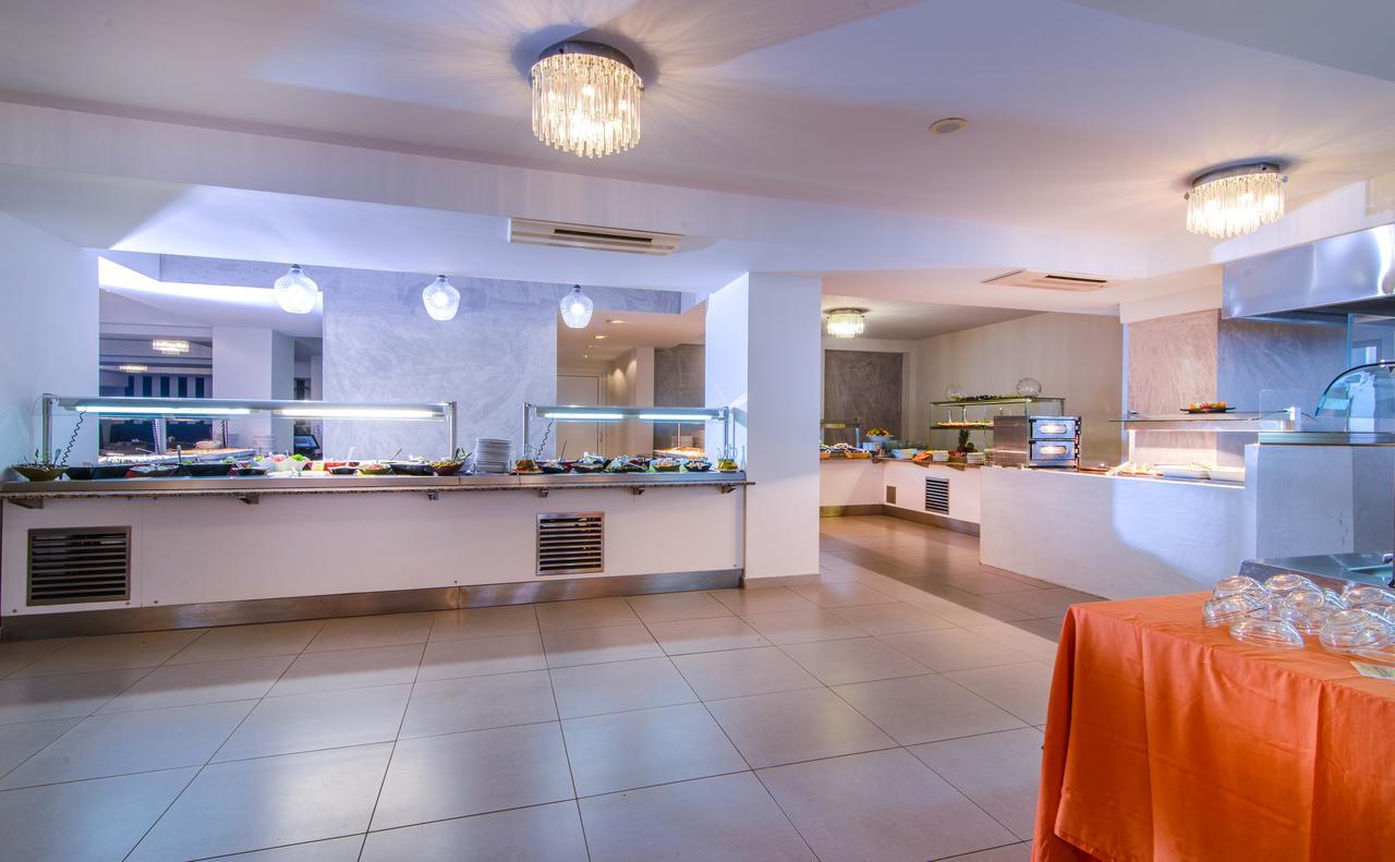 Lagomandra Beach Hotel Exterior foto